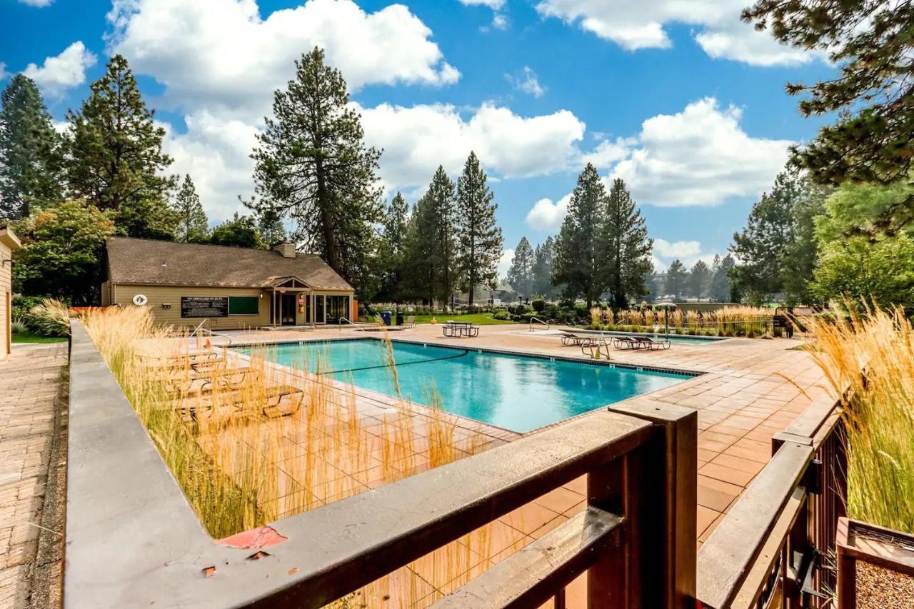 Seventh Mountain Resort Deschutes River Woods Exteriör bild